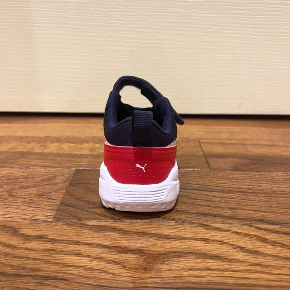 Puma Toddler Size C10 Boy Shoes - Picture 5 of 11